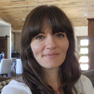 Profile photo of Elaine Whitt